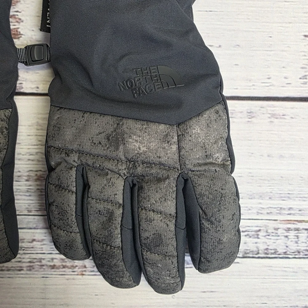 The North Face Gloves‎ Unisex Medium Black Camo DryVent Insulated Waterproof